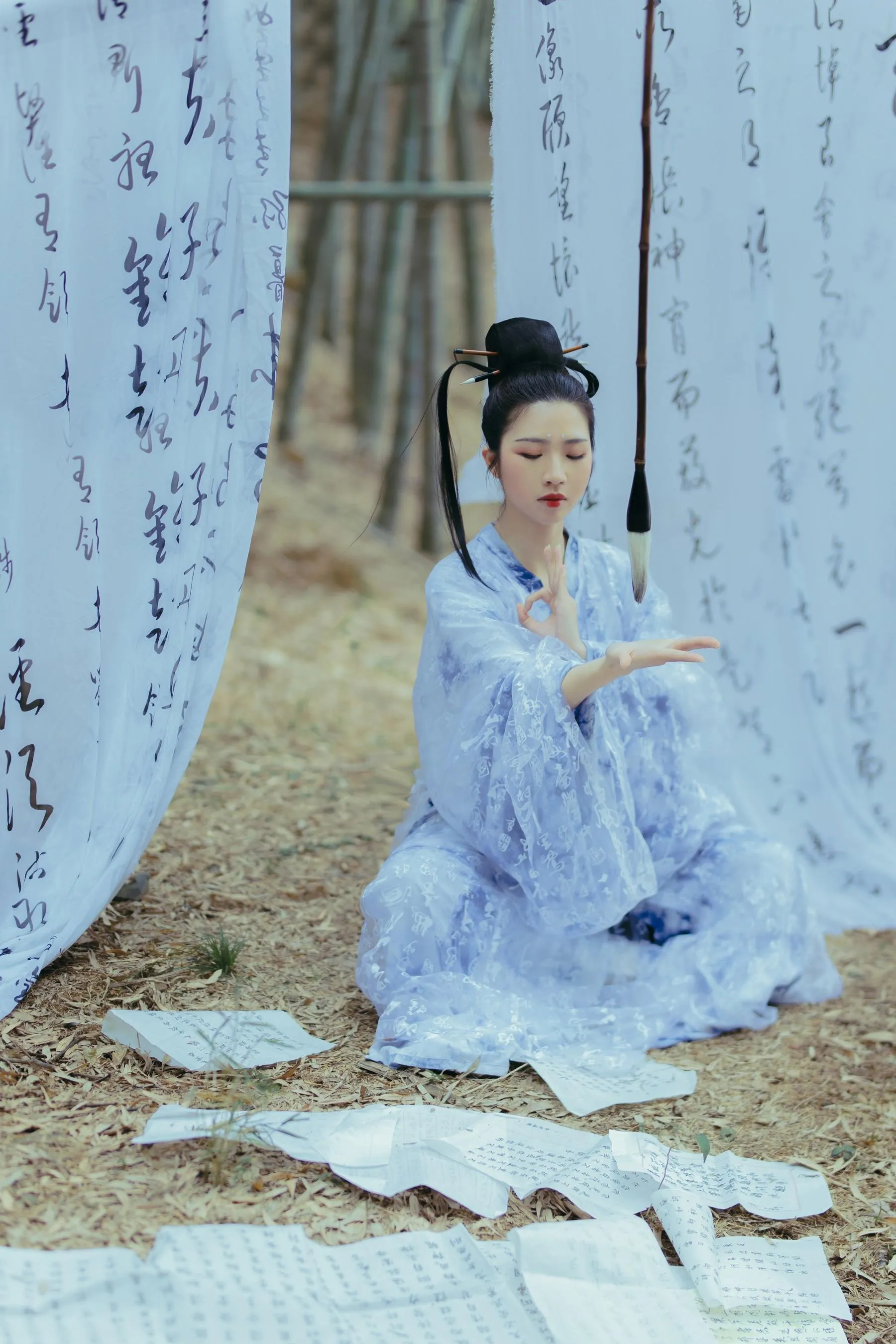 [YITUYU艺图语]2022.08.24 笔仙 君心蓝 [22P]插图6